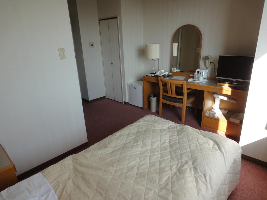 Hiroshima International Youth House Jms Aster Plaza Extérieur photo